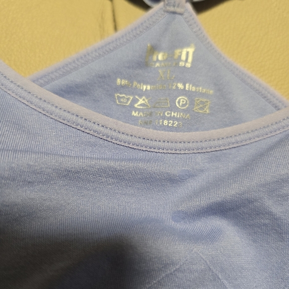 PRO-FIT SEAMLESS  Light Purple Sports Bra Removable Cups Size XL L - Picture 2 of 4